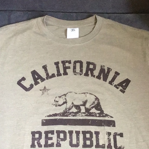 Brand new California Republic T-shirt - get it now - Picture 3 of 6